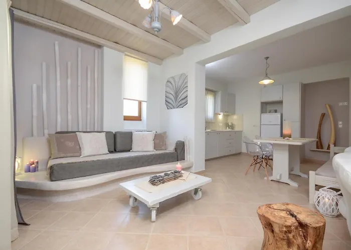 فيلة Naxos Bella Vista *