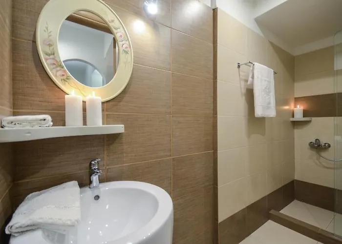 فيلة Naxos Bella Vista